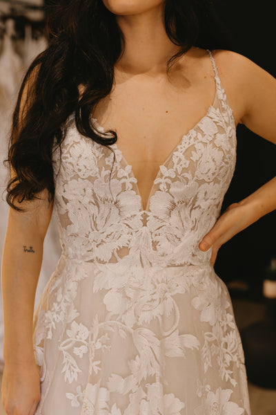 Krae Wedding Dress