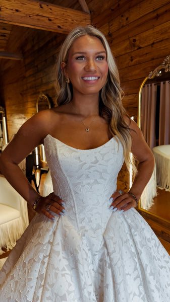 Mexia Wedding Dress