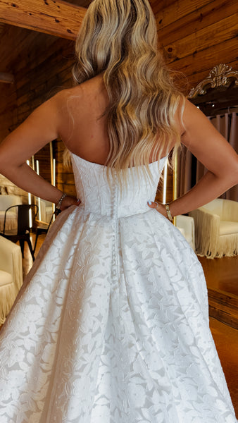 Mexia Wedding Dress