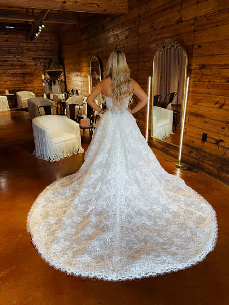 Aladdin Wedding Dress