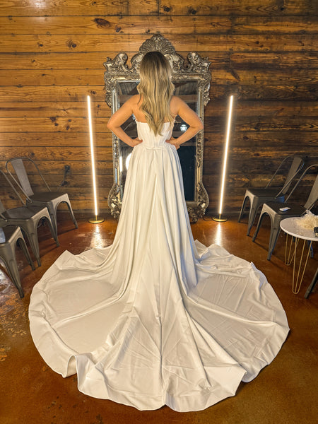 Kalyssa Wedding Dress