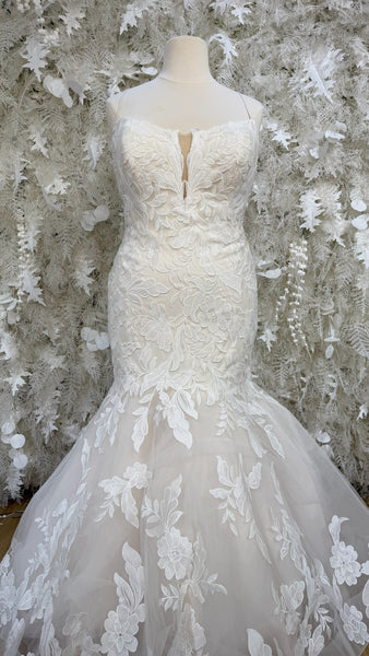 Selene Outlet Dress