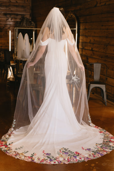 Delilah Veil