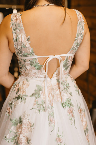 Dezzie Wedding Dress