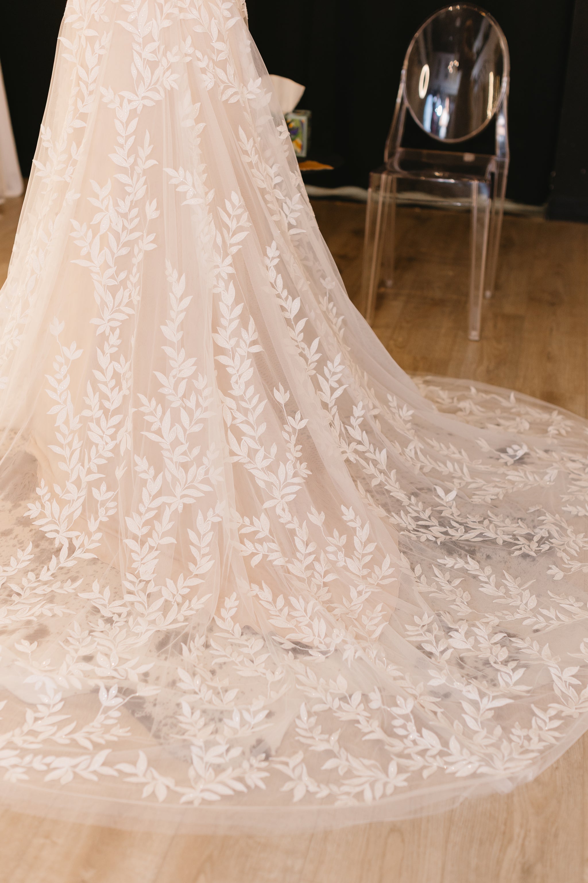 white wedding dress with gold trim Ivory Gold Appliques Wedding Dresses Sweep/Brush Train Bridal Gown,MW390
