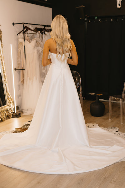 Ivoree Wedding Dress