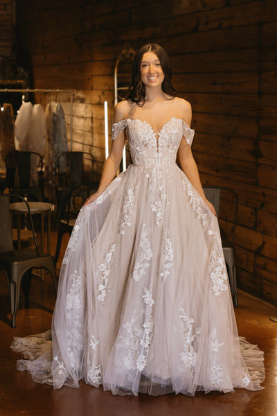 Chloe Wedding Dress