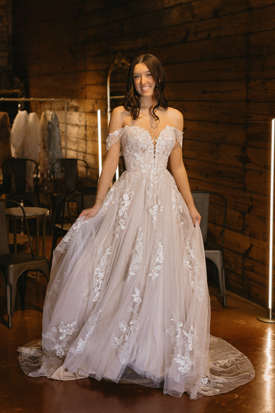 Chloe Wedding Dress