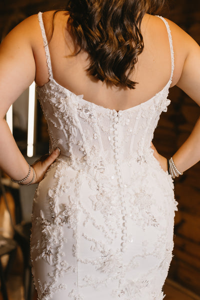 Della Wedding Dress