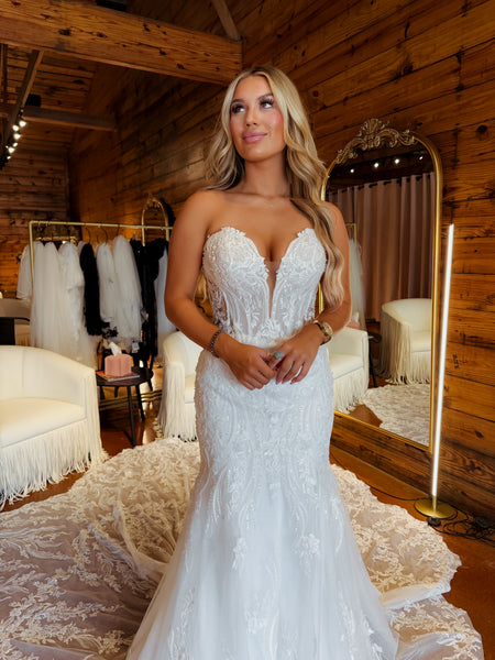 Cuero Wedding Dress
