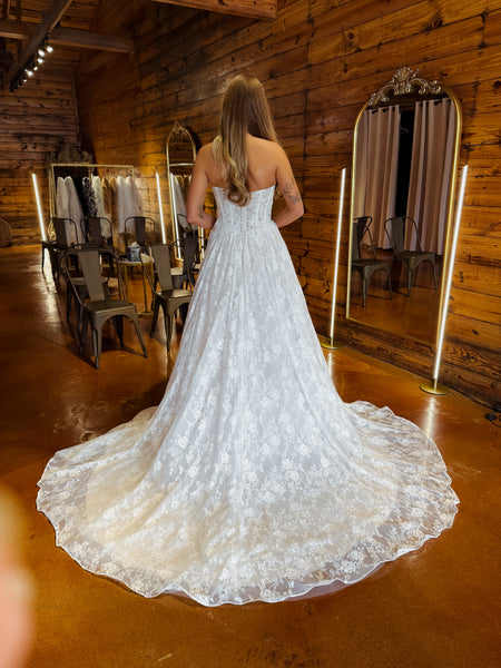Salado Wedding Dress