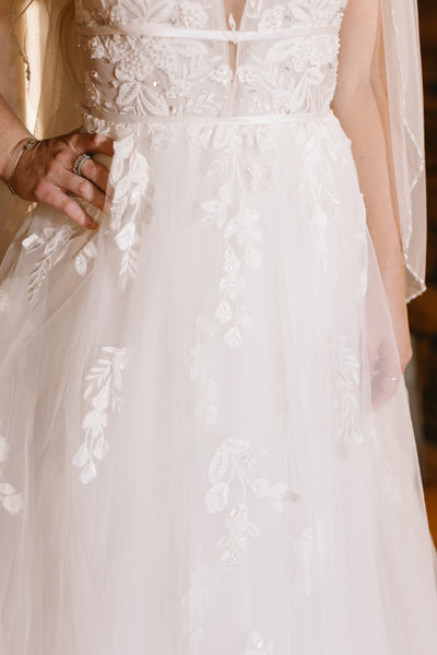 Dezzie Wedding Dress