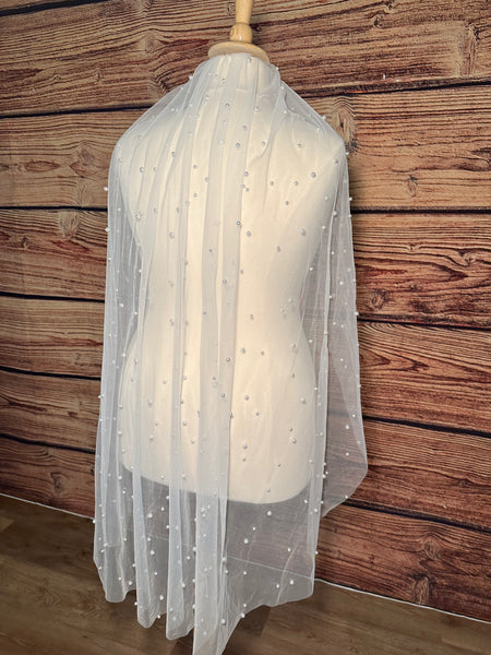 Pearl Fingertip Veil