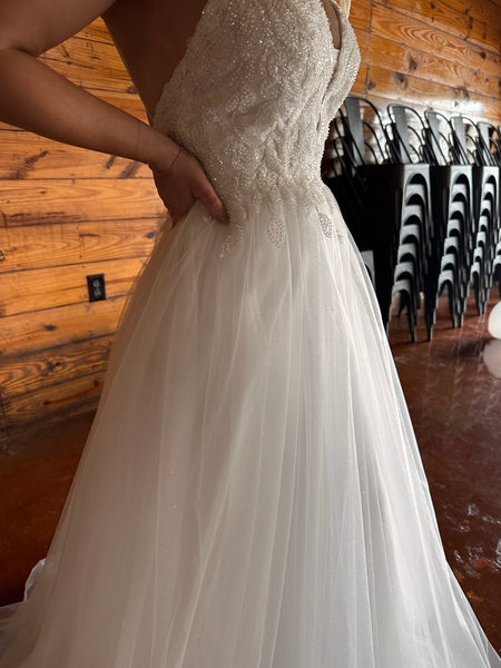Ready to Ship - Amelia Wedding Dress