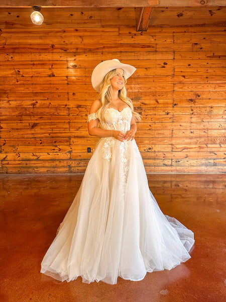 Ready to Ship - Stella Wedding Dress