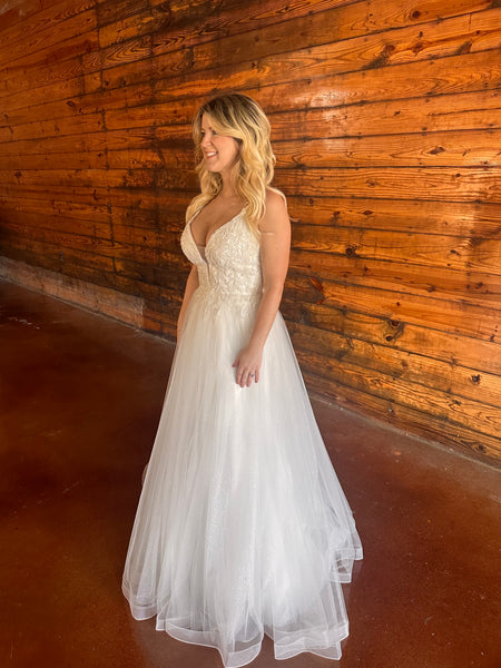 Ready to Ship - Amelia Wedding Dress