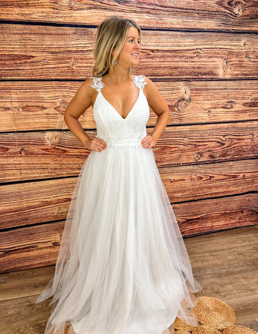 Ready to Ship - Shelby Wedding Dress